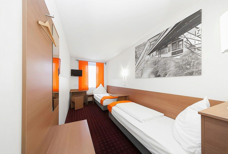 Bedroom 3, McDreams Hotel Wuppertal City, Wuppertal