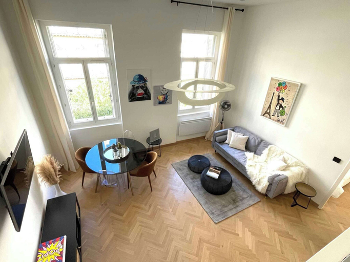 Living area 4, Apt Mezzanine 2bdr/4p- Notre Dame/vieux-port, Bouches-du-Rhône