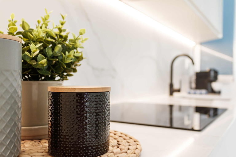 Room 5, w Remarkable 1BR With Lovely Decor in Justicia, Madrid