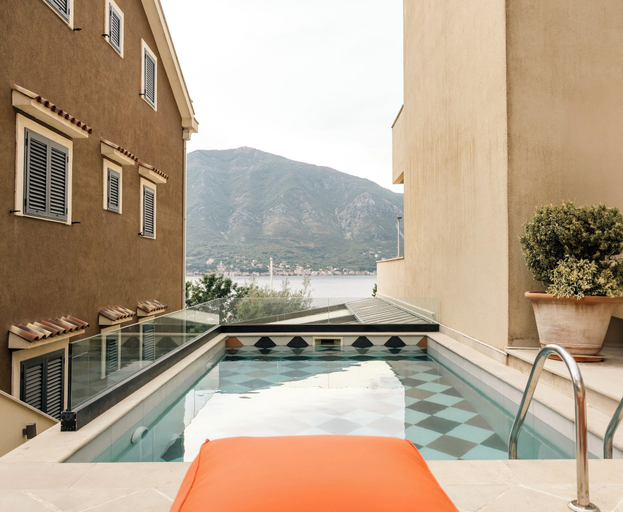 Sport & Beauty 2, Adiya Signature Hotel