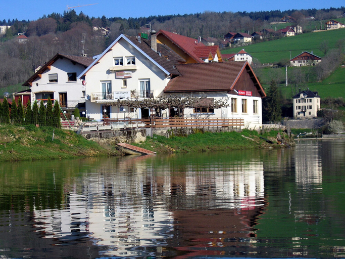 Primary image
