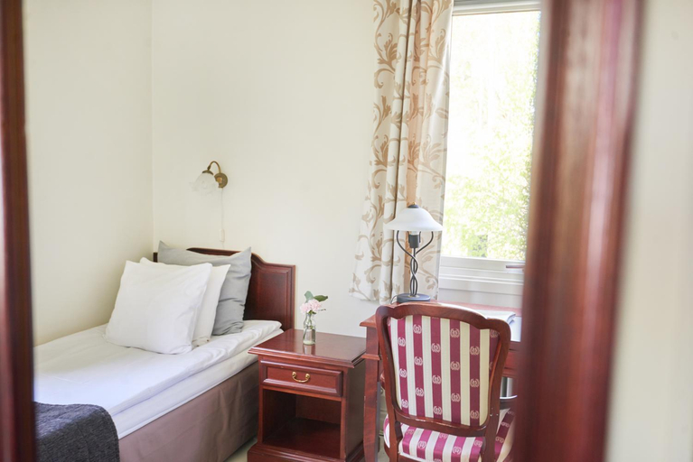 Bedroom 3, Hotell Bjorkhaga, Mullsjö