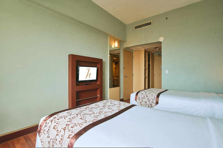 Bedroom 10