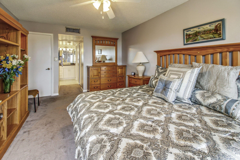 Bedroom 3, Land's End 9-204 Beach Front, Pinellas