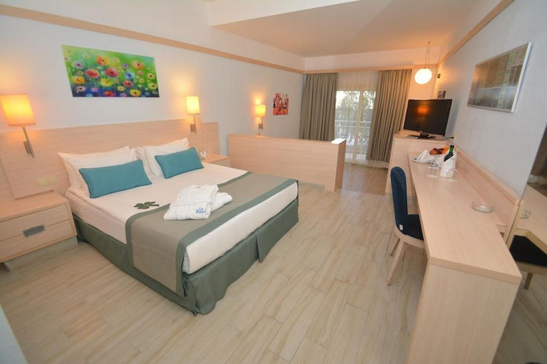 Bedroom 3, La Blanche Resort & Spa Ultra All Inclusive, Bodrum