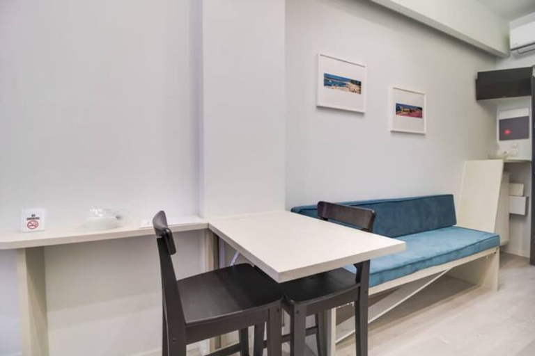 Room 2, Monastiraki 106 Superhost Hub, Attica