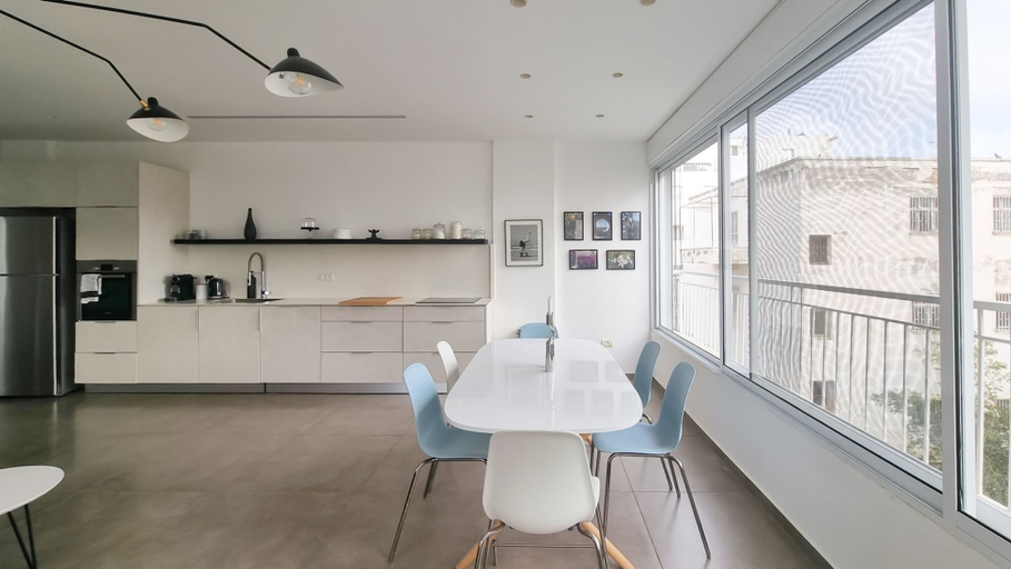 Room 4, Geula Tulipe in Tel Aviv-yafo