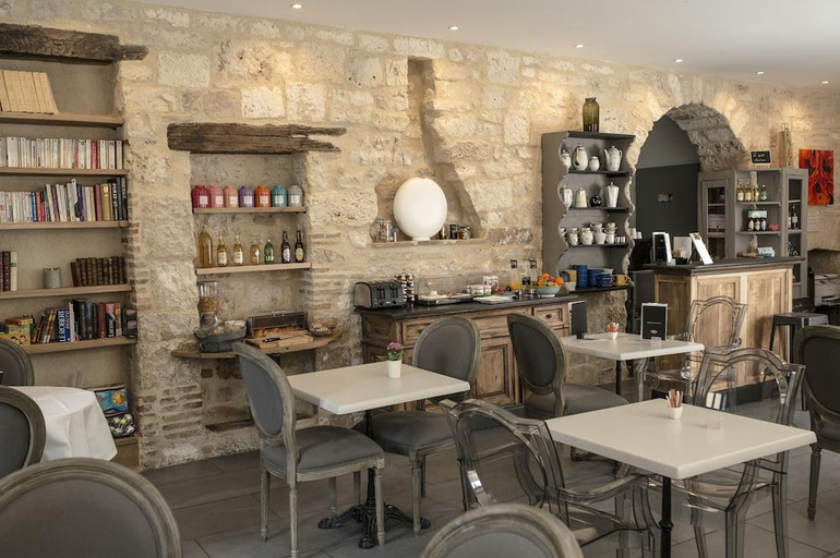 Food & Drinks 4, La Tissandiere, Lot