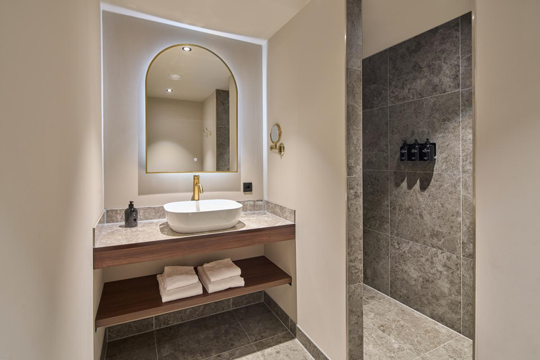 Bathroom 4, The Saints Hotel, 's-Hertogenbosch