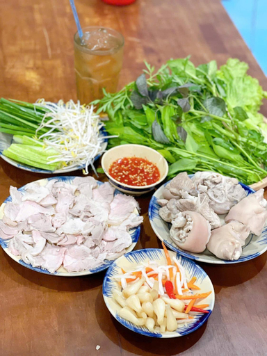 Food & Drinks 5, Khach San Tay Ninh LaNa, Tây Ninh