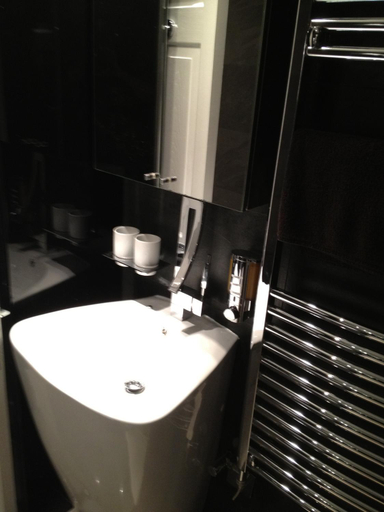 Bathroom 3, Iffley Apartment 1, London