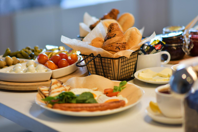 Food & Drinks 5, Sleepinn Gdansk Airport, Gdańsk City