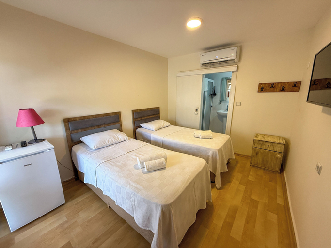 Bedroom 4, Address Küçükkuyu, Ayvacık