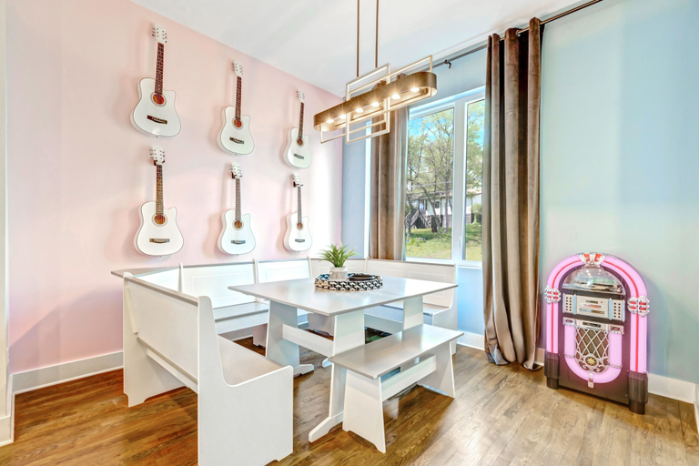 Room 4, Elvis-themed 13 Beds Rooftop City Views, Davidson