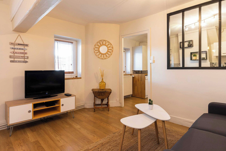 Living area 3, Dify Grillet - Cordeliers, Rhône