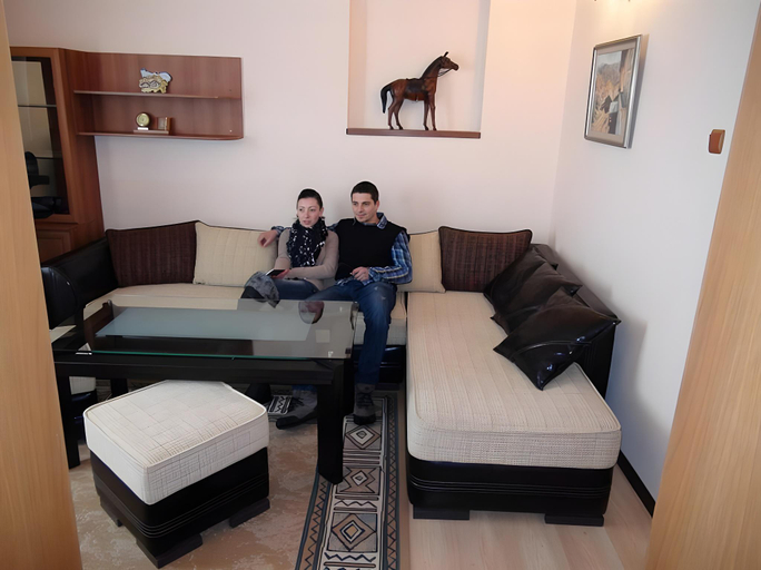 Bedroom 2, Panorama Family Hotel, Zlatograd
