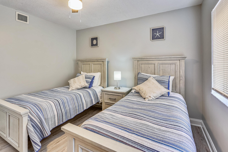 Bedroom 3, Land's End 6-205 Beach Front - Premier, Pinellas
