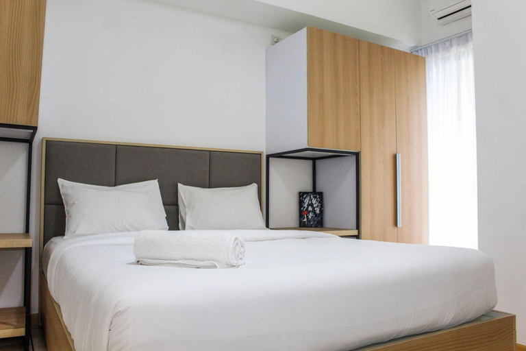 Bedroom, Spacious and Cozy 2BR M-Town Apartment By Travelio, Tangerang