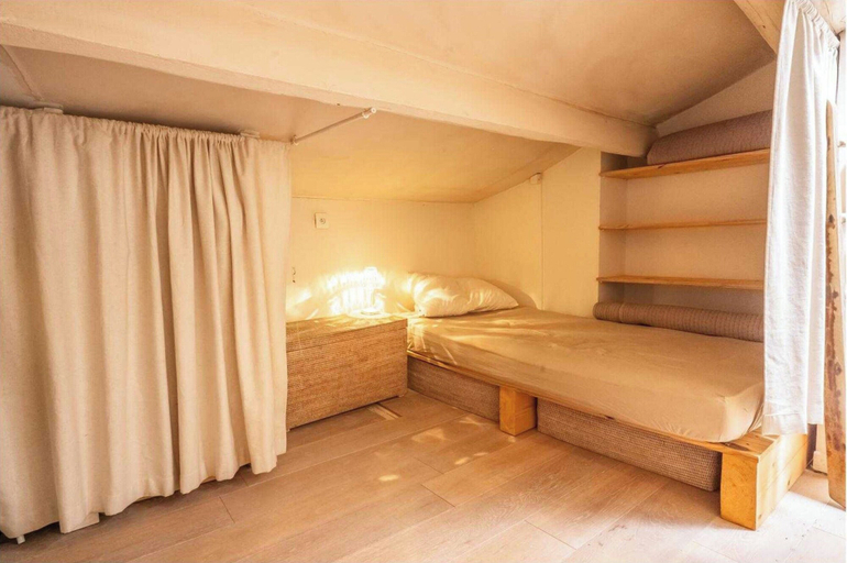 Room 5, Appt Moderne- Ac-2br-3p - Beach 5min-st-tropez, Var
