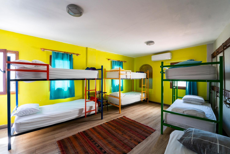 Bedroom 3, La Luna Hostel, Bodrum
