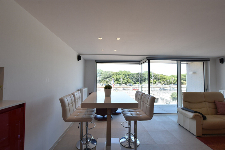 Others 4, Tasteful Apartment Near the Centre and Beach of Bredene, West-Vlaanderen