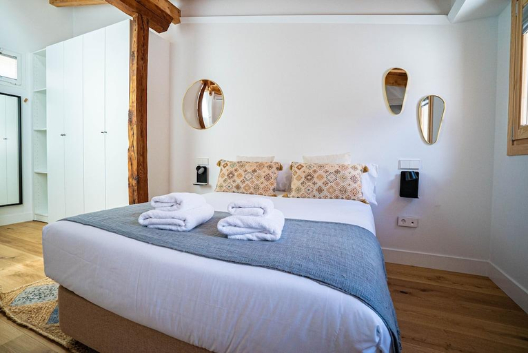 Bedroom 2, Smartr Madrid Gran Via Apartments, Madrid