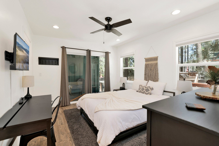 Bedroom 4, Twin Pines Lodge #2458, San Bernardino