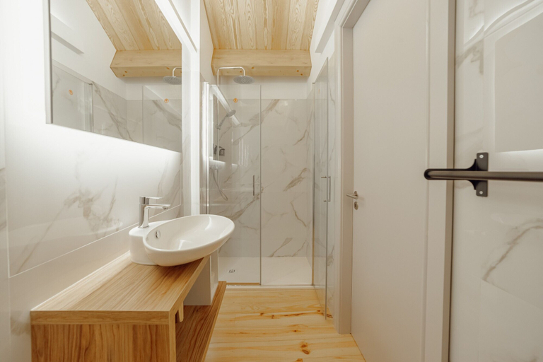 Room 4, Heart OF Porto Apartment E Duplex by Vacationy, Porto