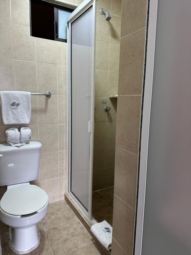 Bathroom 4, Hotel Teresita, San Andrés Cholula