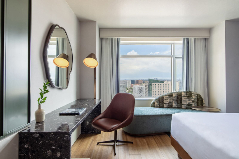 Bedroom 3, Hyatt Regency Denver at Colorado Convention Center, Denver