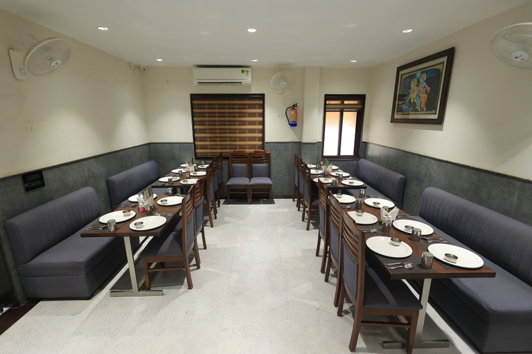 Food & Drinks 5, Hotel sar kamla dham, Mathura