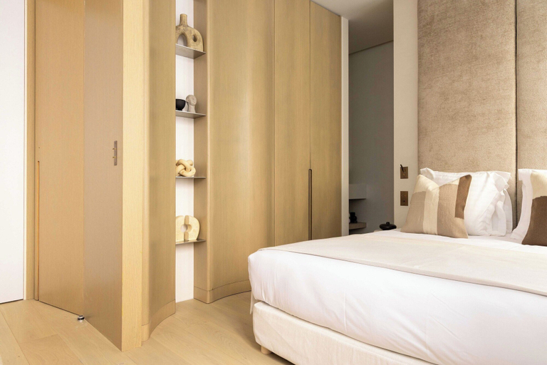 Room 2, Luxurious Suite - AC- 2P- Madeleine/saint Honore, Paris
