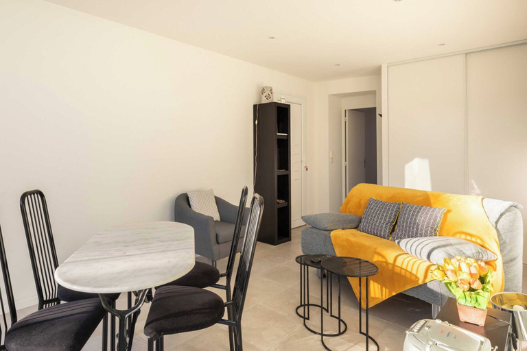 Living area 5, Dify Stoppa - Parilly, Rhône