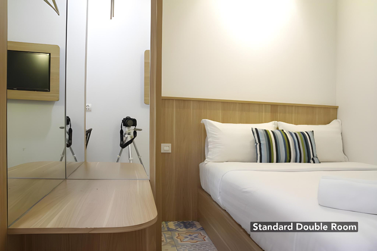 bedroom 13