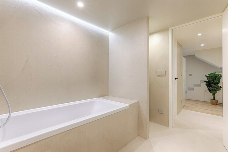 Bathroom 3, Superb Air-conditioned Duplex - Bastille Le Marais, Paris