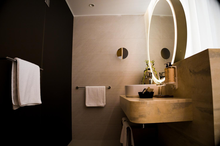 Bathroom 5, Maison Sofia Hotel, Stolichna