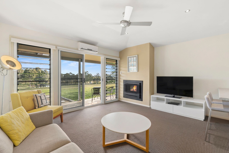 Others 5, H Boutique Hotel, Cessnock