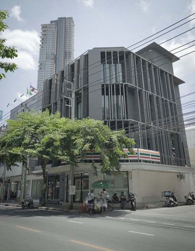 Exterior & Views 2, Poshtel 56, Khlong San