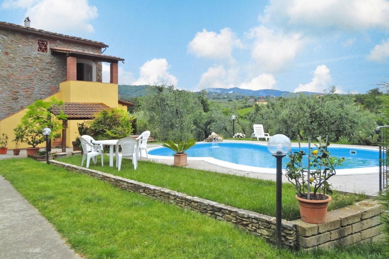 5, Villa in Vinci with Private Pool Vineyard Views, Pistoia