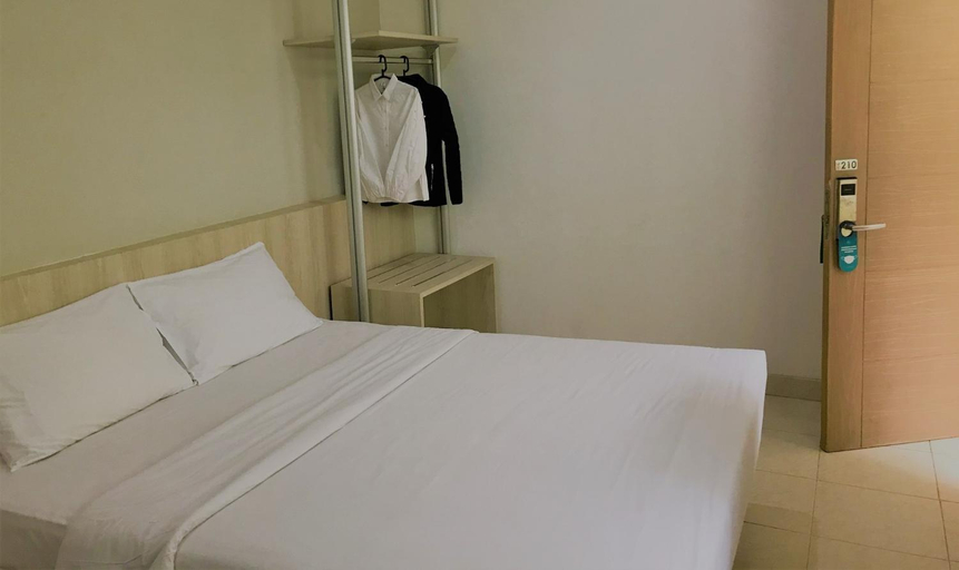 Bedroom 13