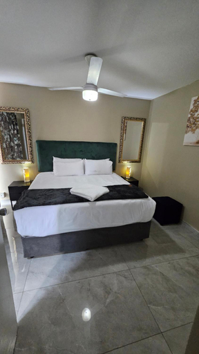 Bedroom 2, Oceanic 88 North Beach Durban, eThekwini