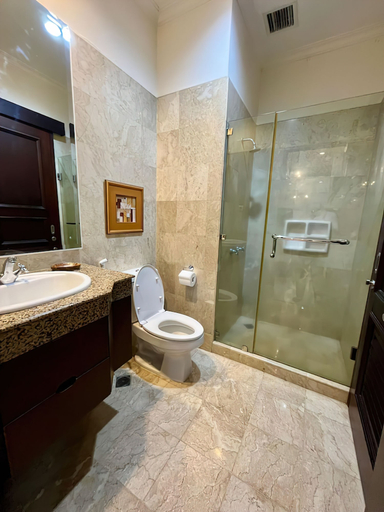 Bathroom 4, Somerset Berlian Suites Jakarta, South Jakarta