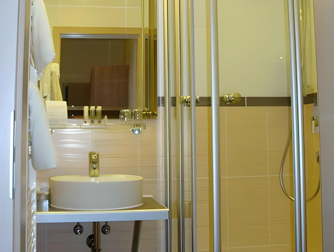 Bathroom 5, Posthotel Traube, Donau-Ries