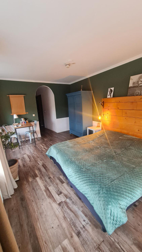 Sport & Beauty, Hotel en restaurant Della Contessa, Buren
