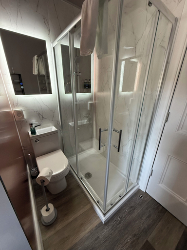 Bathroom 3, Linen Bank, West Lothian
