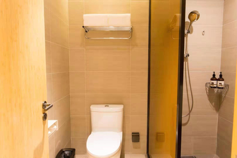 Bathroom 4, JI Hotel Suzhou Shishan Binhe Road, Suzhou