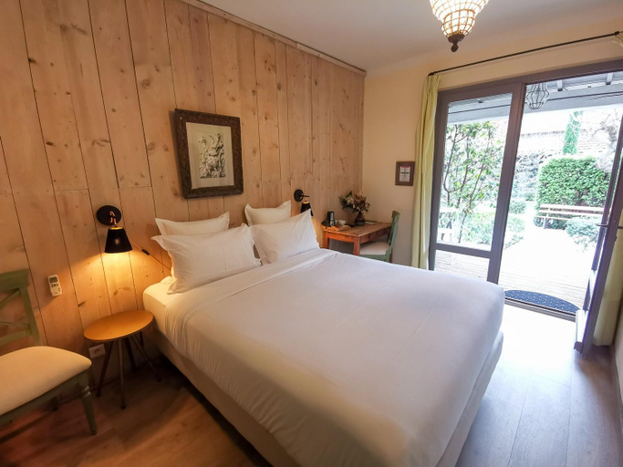 Bedroom 3, Hotel Sous les Figuiers, Bouches-du-Rhône