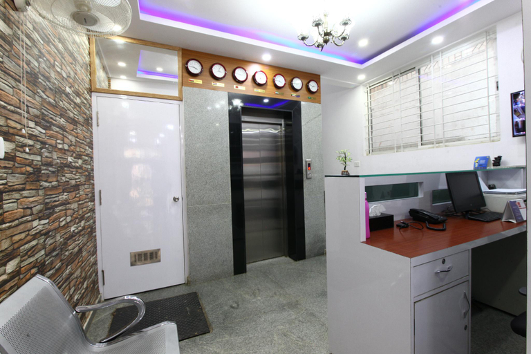 Public Area 2, Avenue Inn, Bangalore