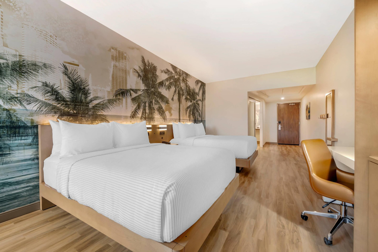 Bedroom 3, Cambria Hotel Tampa-Brandon, Hillsborough