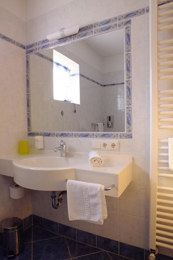 Bathroom 4, Hotel Residence Olympia Sarntal, Bolzano